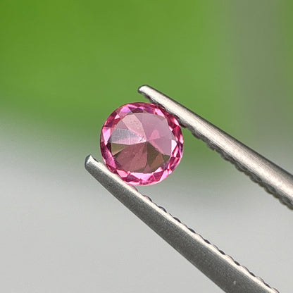 0.25 ct Natural Brownish Pink Spinel Vietnam. Round Shape. No Treatment.