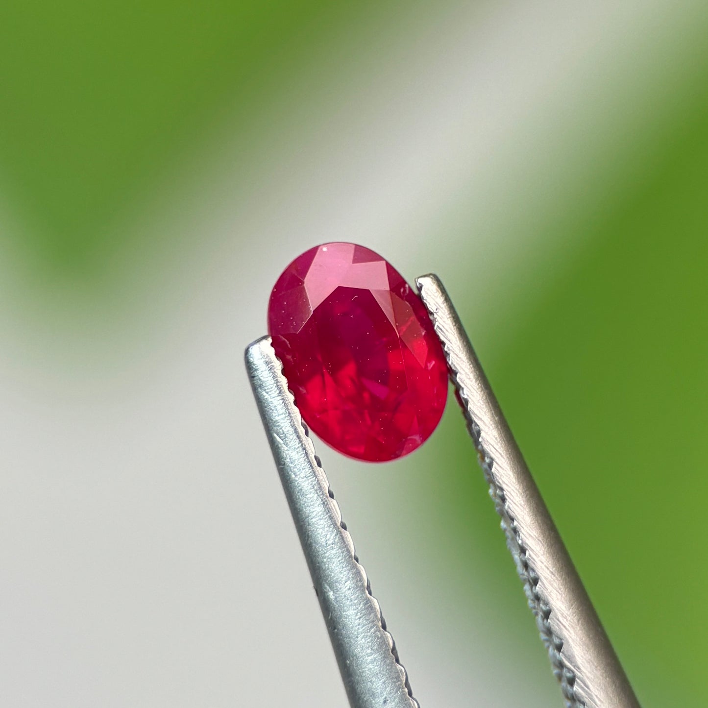 0.64 ct Natural Ruby Viet Nam. Oval Shape. No treatment.
