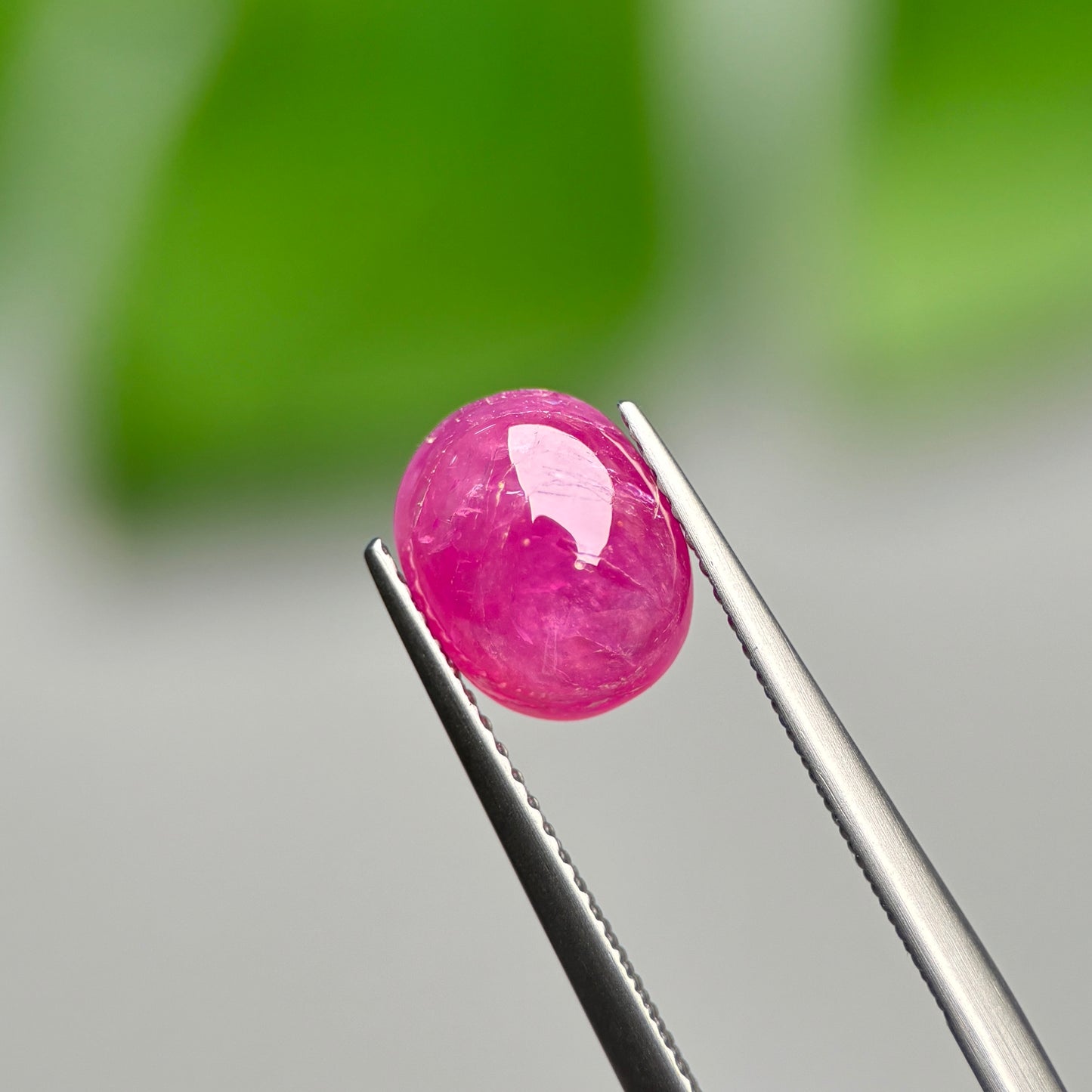 3,16ct Natural Ruby Cacbochon Viet Nam. No treatment Ruby Luc Yen.