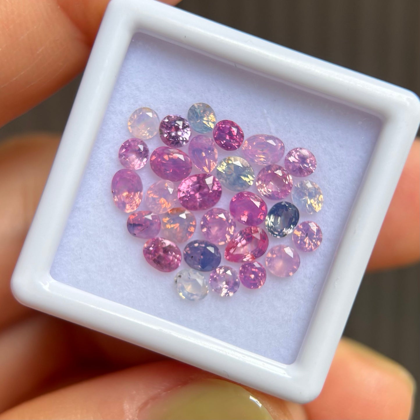 3.97 ct / 28Pcs Natural Milky Sapphire Viet Nam. No treatment.