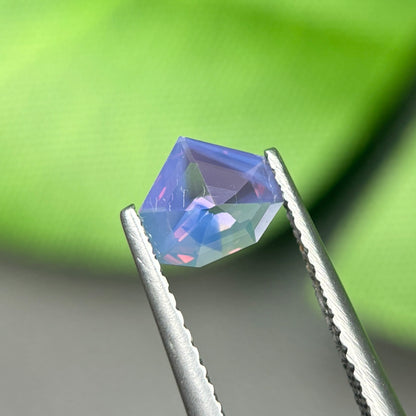 0,60 Natural Pinkish Purple Milky Sapphire Vietnam. Freeform. No Treatment Milky Sapphire Luc Yen.