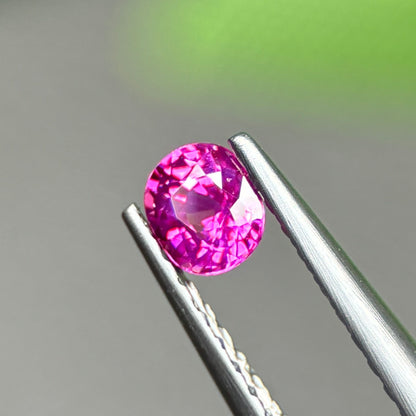0,29ct Natural Pink Sapphire Viet Nam. Cushion Shape. No Treatment Sapphire Luc Yen.