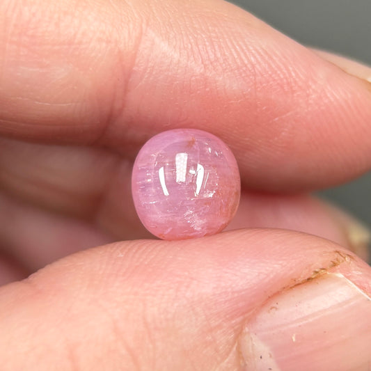 3.89ct Natural Pink Milky Cabochon Sapphire Viet Nam. No Treatment Sapphire Luc Yen.