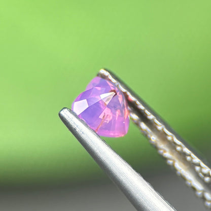 0,34 Natural Pink Milky Sapphire Vietnam. Heart Shape. No Treatment Milky Sapphire Luc Yen.