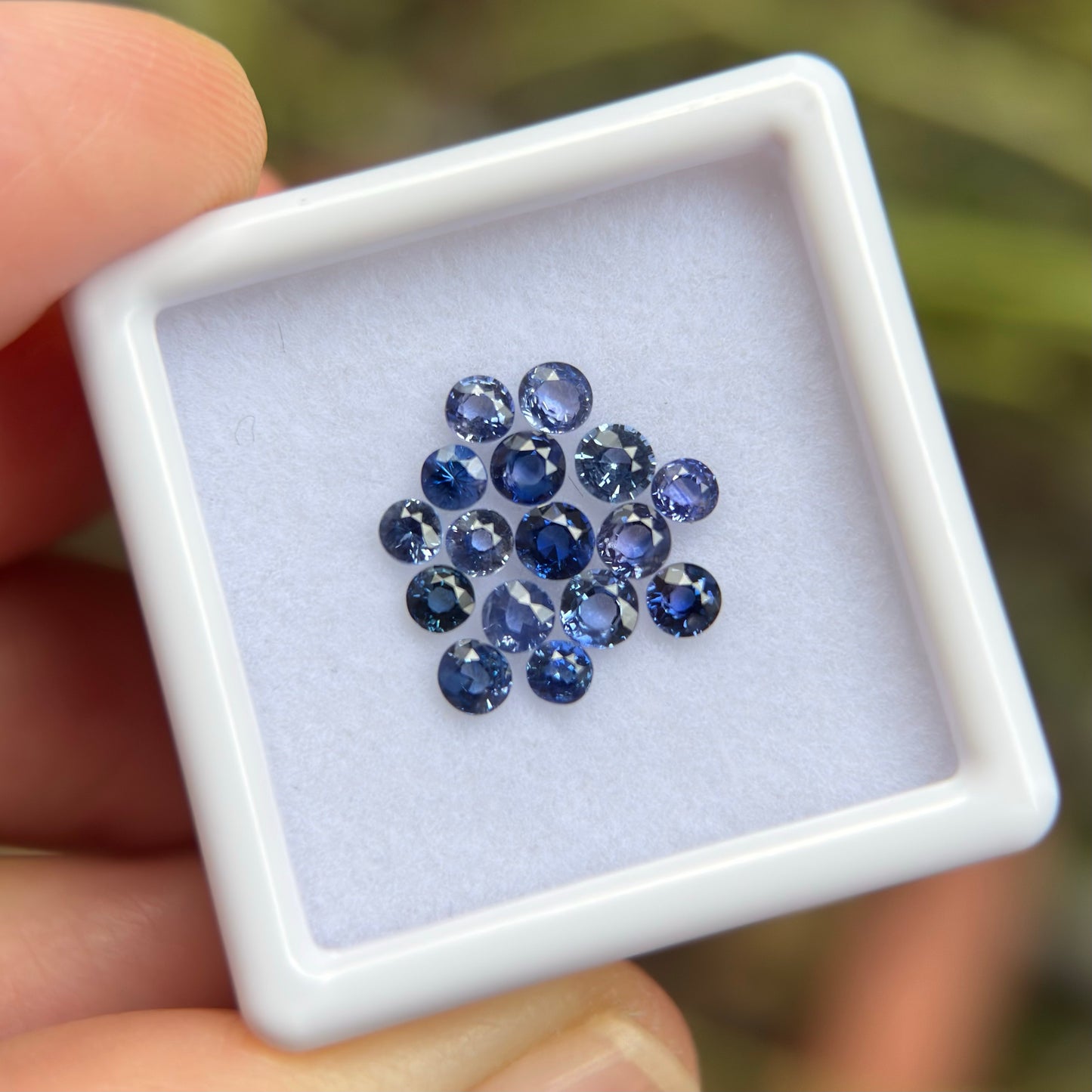 1,70ct/ 16Pcs Natural Blue Sapphire Viet Nam. Round Shape. No Treatment Sapphire Luc Yen.