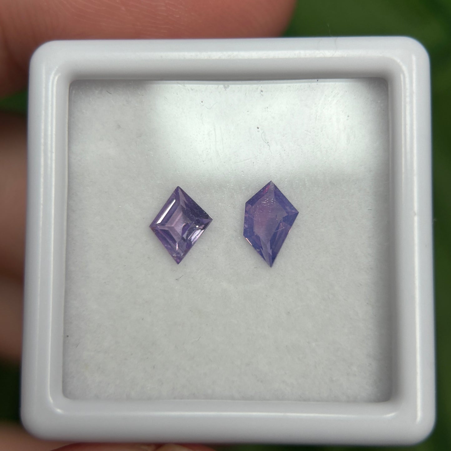 0,68ct/2Pcs Natural Purple Milky Sapphire Vietnam. Freeform. No Treatment Milky Sapphire Luc Yen.