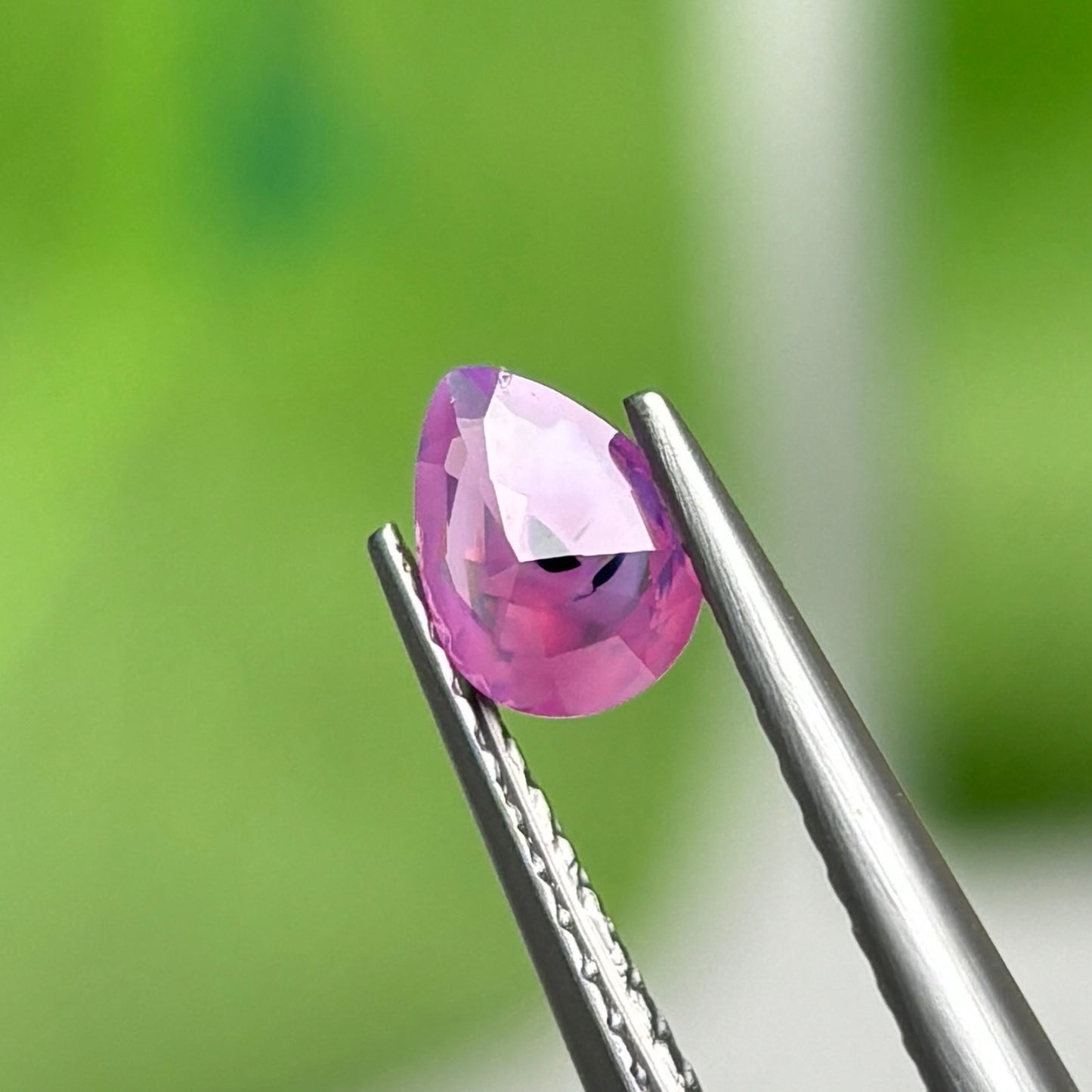 0,41ct Natural Pink Milky Sapphire Vietnam. Pear Shape. No Treatment Milky Sapphire Luc Yen.
