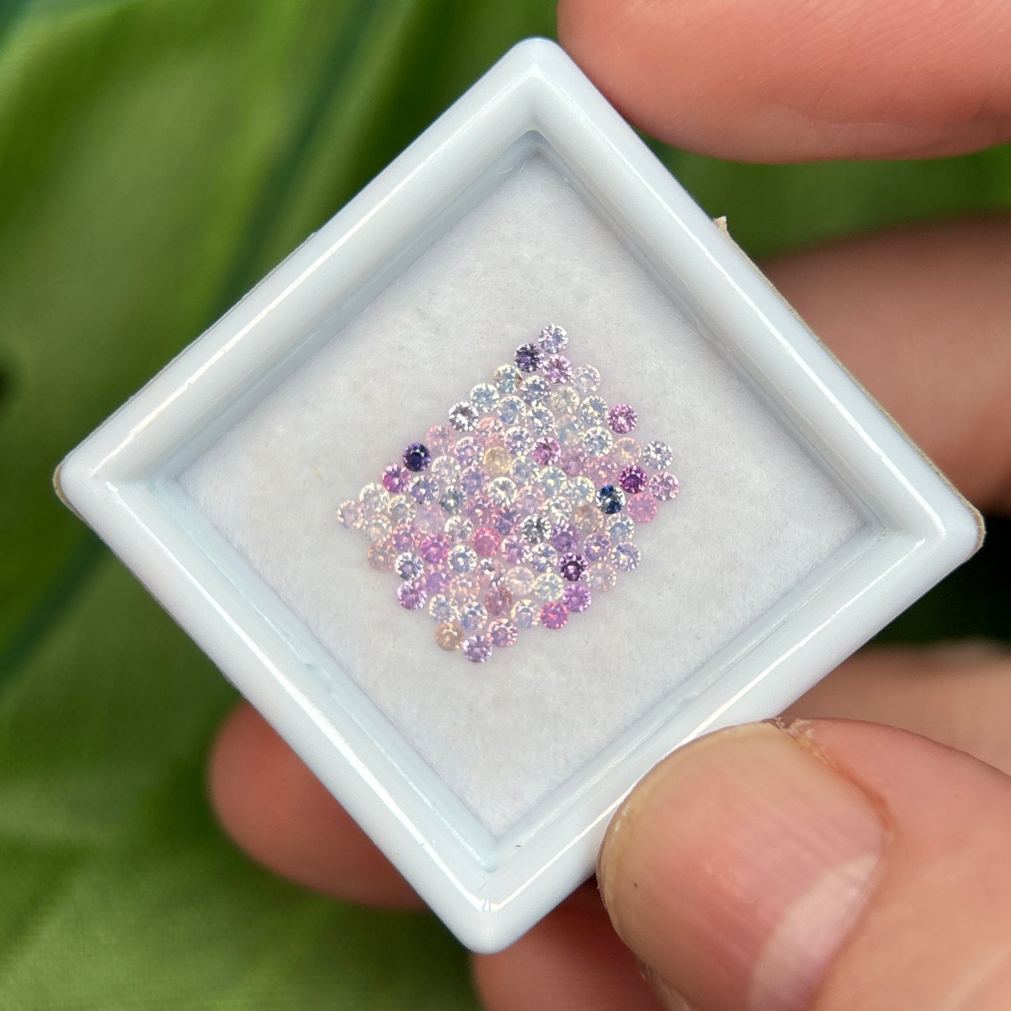1,0ct/80Pcs Natural Sapphire Vietnam, Round Shape, C1 Quality, No Treatment Sapphire Luc Yen.
