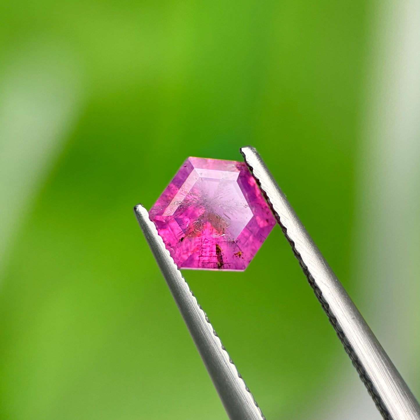 1,16ct Natural Pink Milky Sapphire Vietnam. Freeform. No Treatment Milky Sapphire Luc Yen.