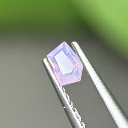 0,24ct Natural Pink Milky Sapphire Vietnam. Freeform. No Treatment Milky Sapphire Luc Yen.