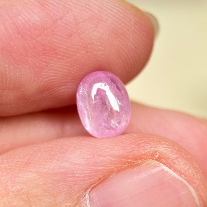 1.96 ct Natural Pink Sapphire Viet Nam. Cacbochon Cut. No treatment.