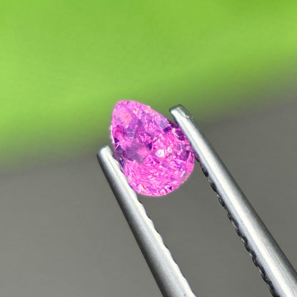 0,43ct Natural Pink Milky Sapphire Vietnam. Pear Shape. No Treatment Milky Sapphire Luc Yen.