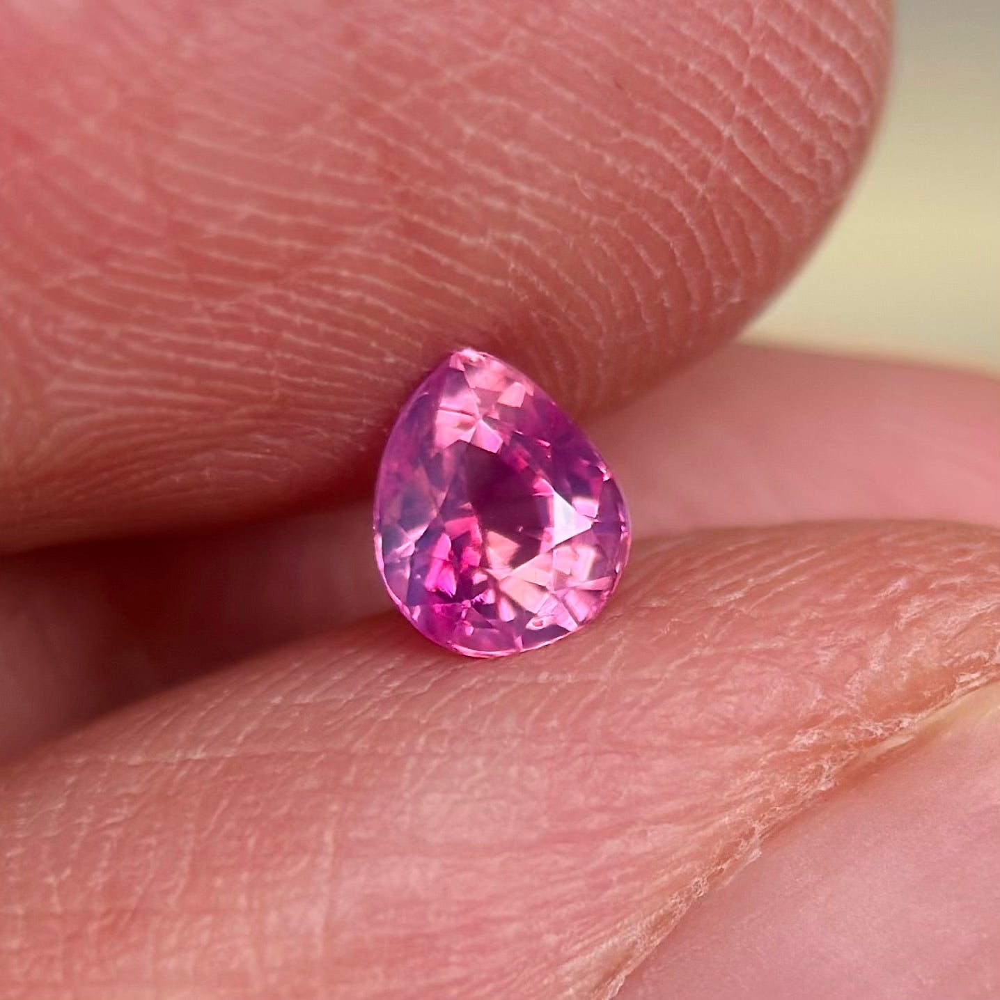 0.44 ct Natural Pink Sapphire Vietnam. Pear Shape. No treatment