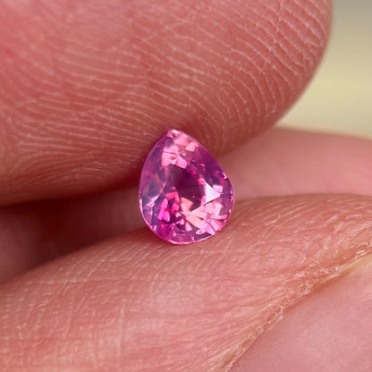0.44 ct Natural Pink Sapphire Vietnam. Pear Shape. No treatment