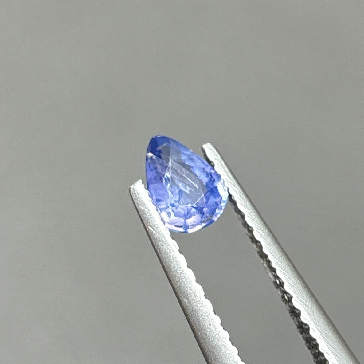 0,33ct Natural Blue Sapphire Vietnam. Pear Shape. No Treatment Sapphire Luc Yen.