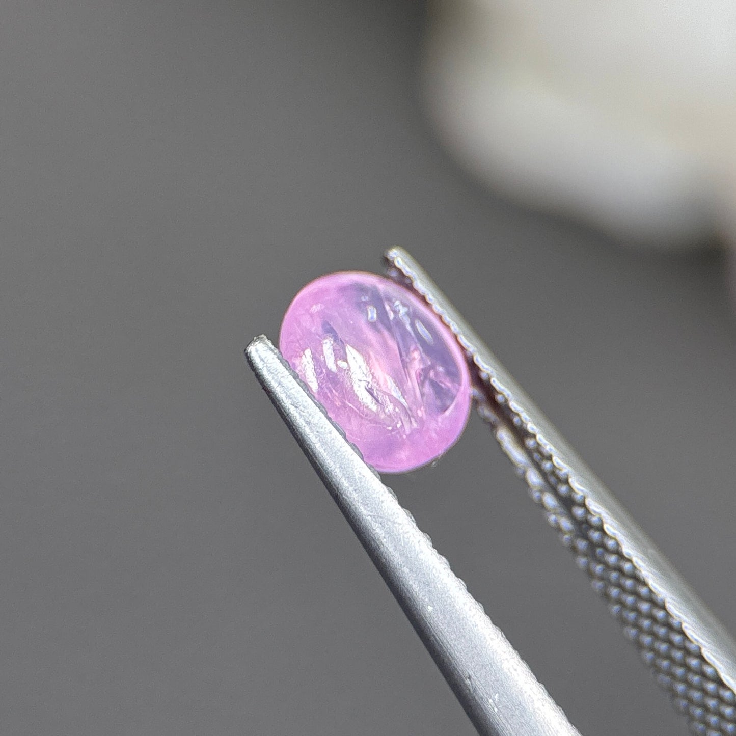1,42ct Natural Pink Cacbochon Sapphire Viet Nam. No Treatment Sapphire Luc Yen.