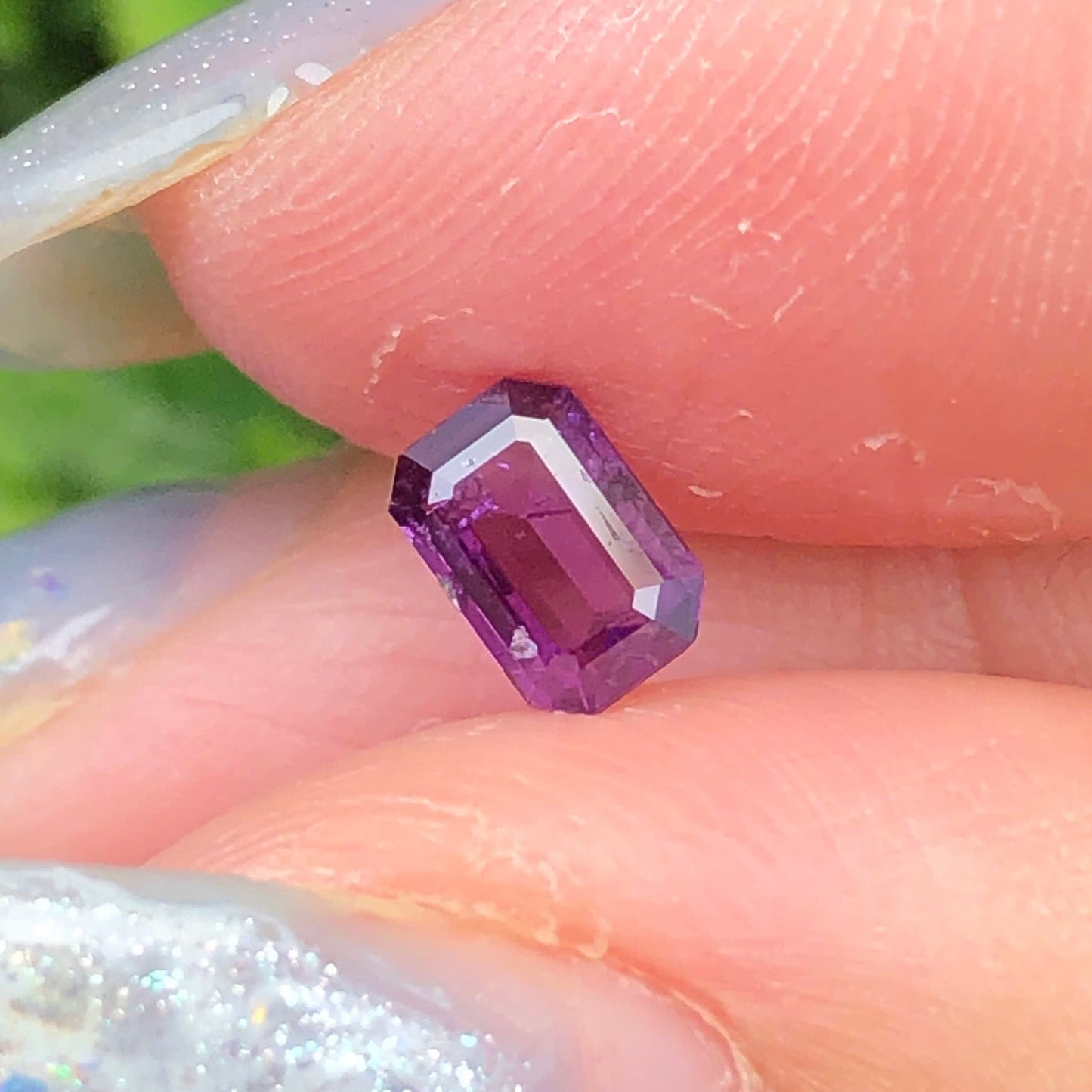 0,47ct Natural Purple Sapphire Vietnam. Emerald Shape. No Treatment Sapphire Luc Yen.