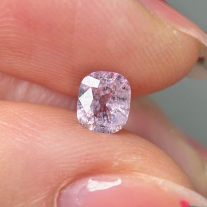 0.60ct Natural Light Purplish Pink Spinel Vietnam