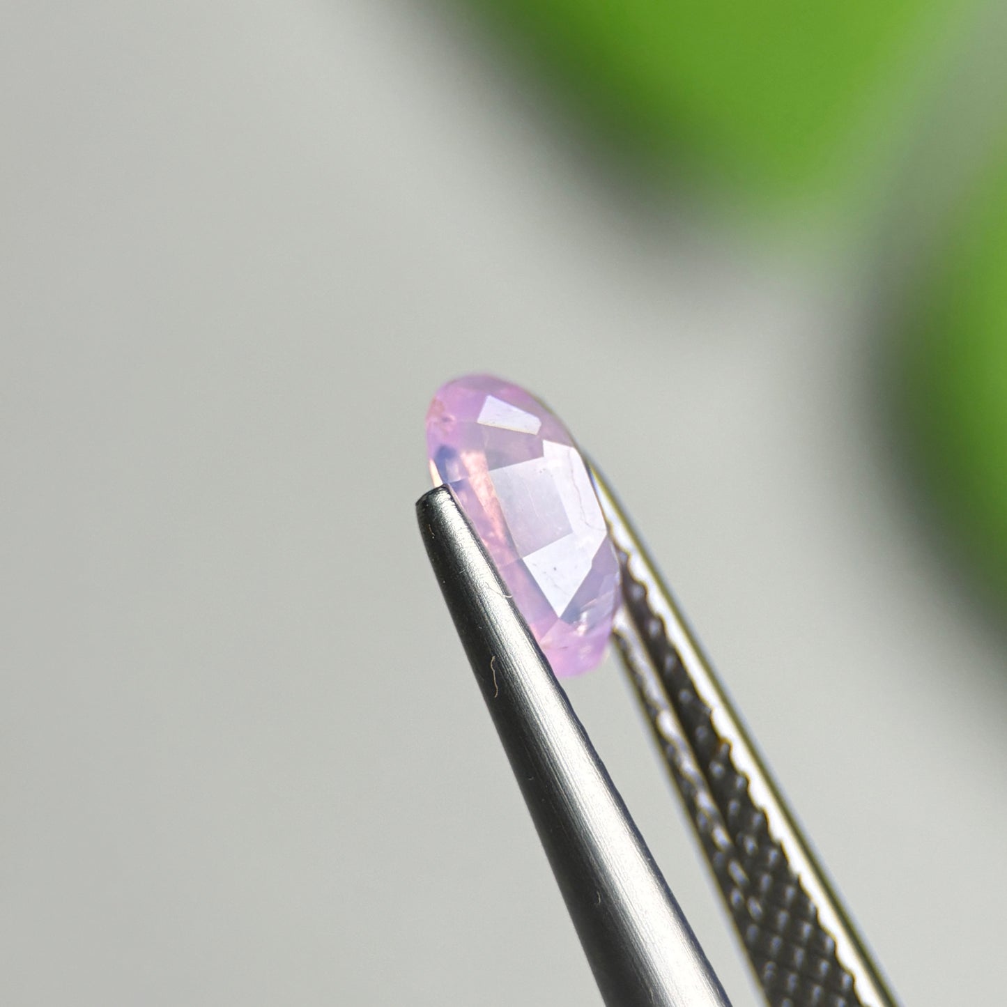 1.01ct Natural Pink Milky Sapphire Vietnam. Oval Shape.