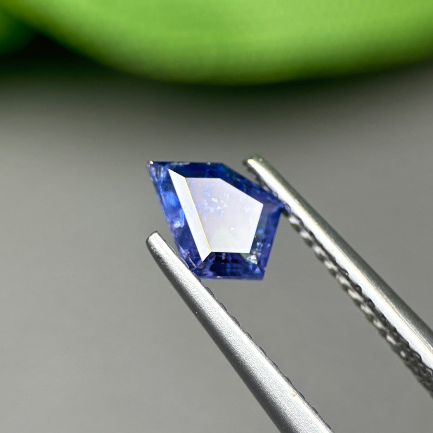 0,59 Natural Blue Milky Sapphire Vietnam. Freeform. No Treatment Milky Sapphire Luc Yen.