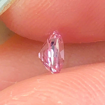 0,3ct Natural Light Pink Spinel Vietnam. Cushion Shape. No Treatment Spinel Luc Yen.