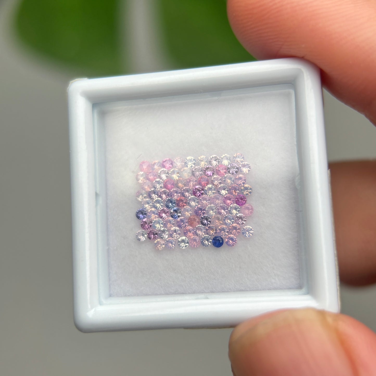 1,0ct/83Pcs Natural Sapphire Vietnam, Round Shape, C1 Quality, No Treatment Sapphire Luc Yen.