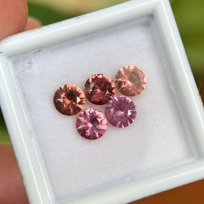 2,51 ct/ 5 Pcs Natural Mix Color Spinel Vietnam. Round Shape.