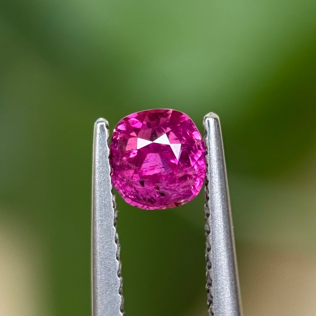 0.80 ct Natural Pink Sapphire Viet Nam. Cushion Shape. No treatment.