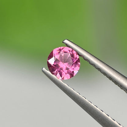 0.25 ct Natural Brownish Pink Spinel Vietnam. Round Shape. No Treatment.