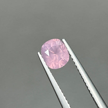 0,89ct Natural Pink Milky Sapphire Viet Nam. Cushion Shape. No Treatment Milky Sapphire Luc Yen.