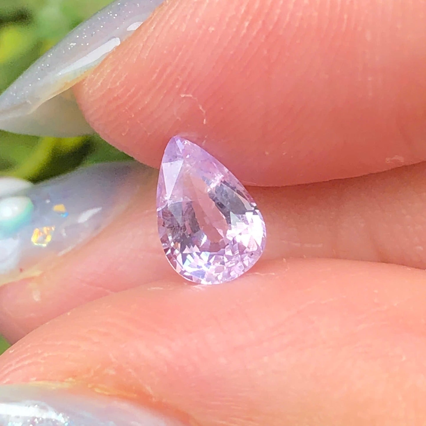 0,72ct Natural Light Purple Spinel Viet Nam. Pear Shape. No Treatment Spinel Luc Yen.