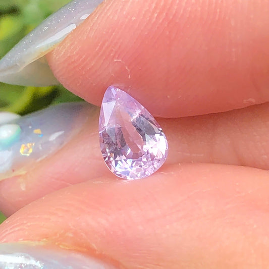0,72ct Natural Light Purple Spinel Viet Nam. Pear Shape. No Treatment Spinel Luc Yen.