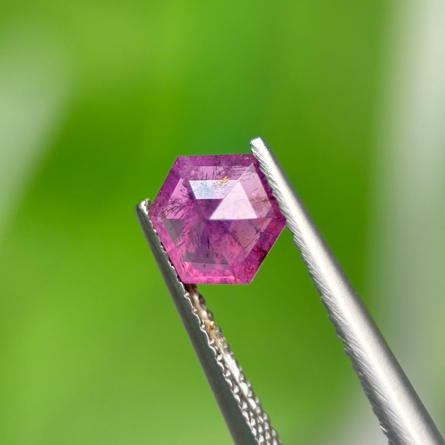 1,16ct Natural Pink Milky Sapphire Vietnam. Freeform. No Treatment Milky Sapphire Luc Yen.