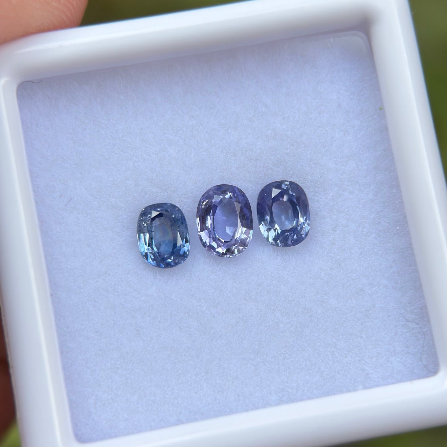 1,12ct/ 3Pcs Natural Blue Sapphire Viet Nam. Cushion Shape. No Treatment Sapphire Luc Yen.