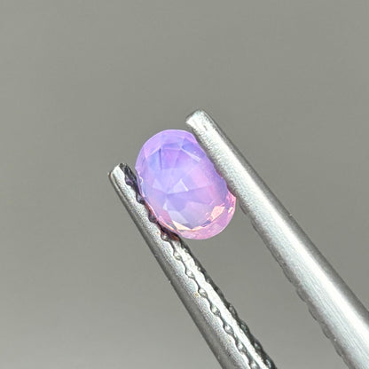 0,36ct Natural Pinkish Purple Milky Sapphire Vietnam. Oval Shape. No Treatment Milky Sapphire Luc Yen.