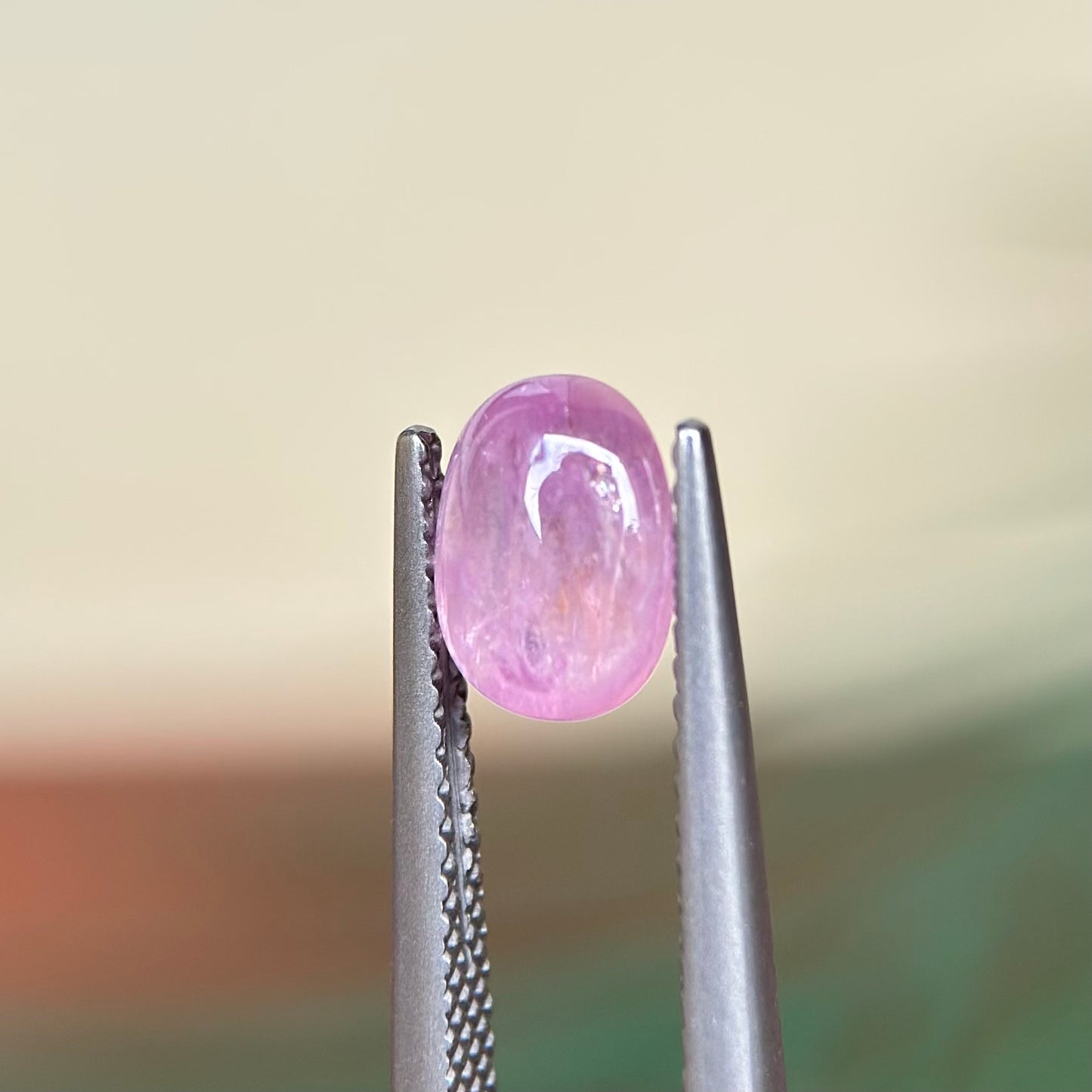 1.96 ct Natural Pink Sapphire Viet Nam. Cacbochon Cut. No treatment.