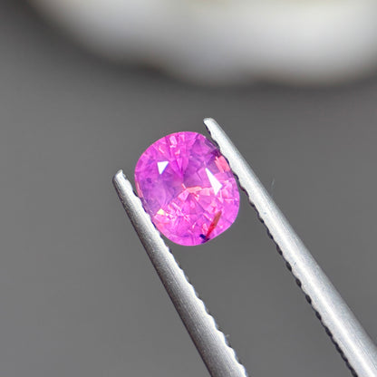 0,66ct Natural Pink Milky Sapphire Vietnam. Cushion Shape. No Treatment Milky Sapphire Luc Yen.