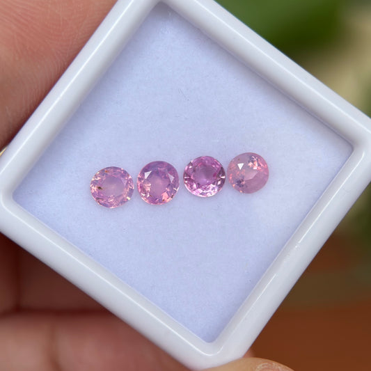 1.30/4Pcs ct Natural Pink  Milky Sapphire Viet Nam. Round Shape. No treatment.