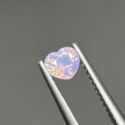 0,57ct Natural Light Pink Milky Sapphire Vietnam. Heart Shape. No Treatment Milky Sapphire Luc Yen.