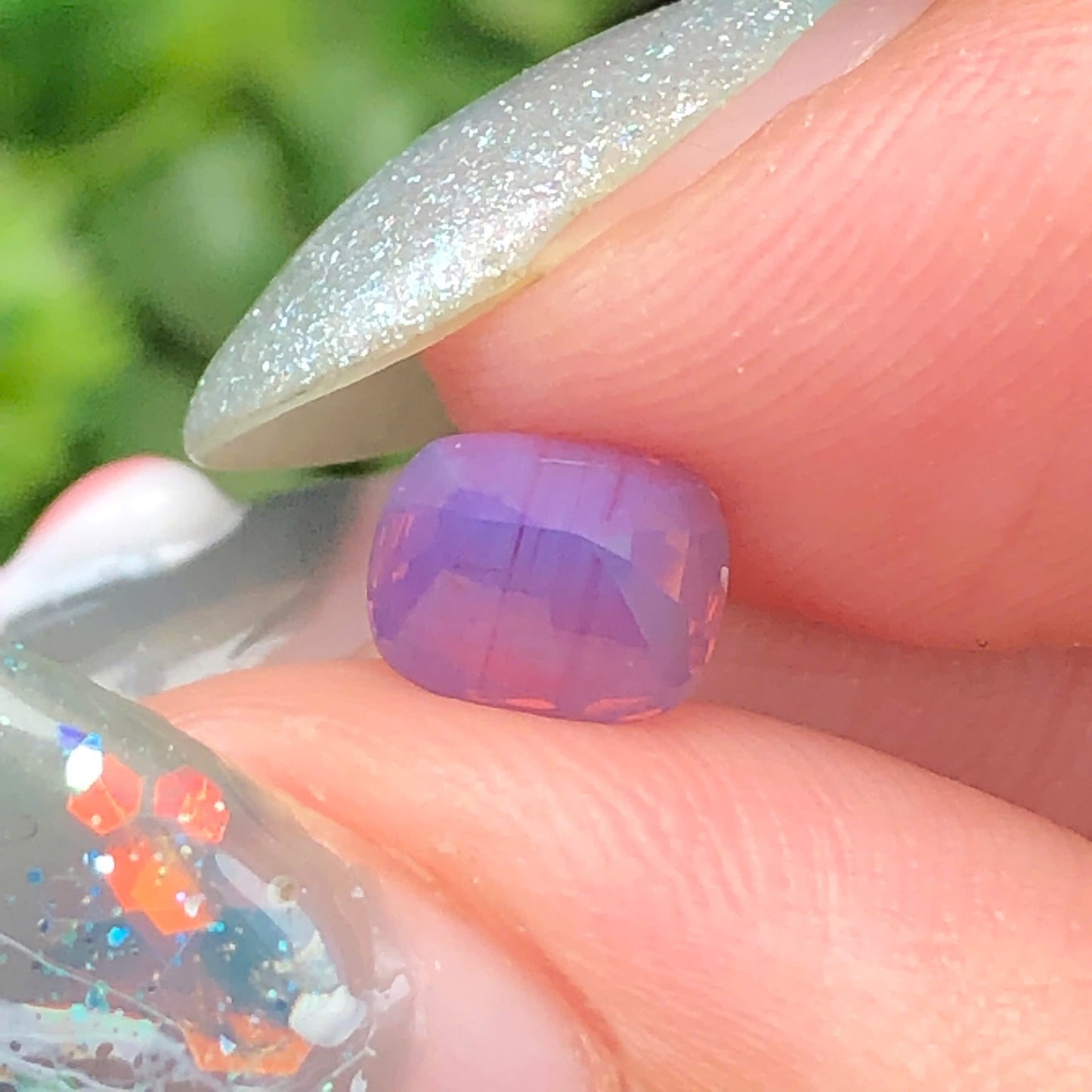 0,96ct Natural Pinkish Purple Milky Sapphire Vietnam. Cushion Shape. No Treatment Milky Sapphire Luc Yen.