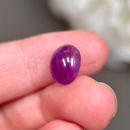 6,36ct Natural Purple Cacbochon Sapphire Viet Nam. No Treatment Sapphire Luc Yen.
