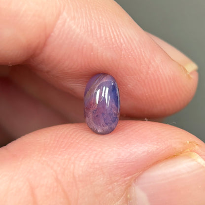 1,23ct Natural Puprple Milky Cacbochon Sapphire Viet Nam. No Treatment Sapphire Luc Yen.