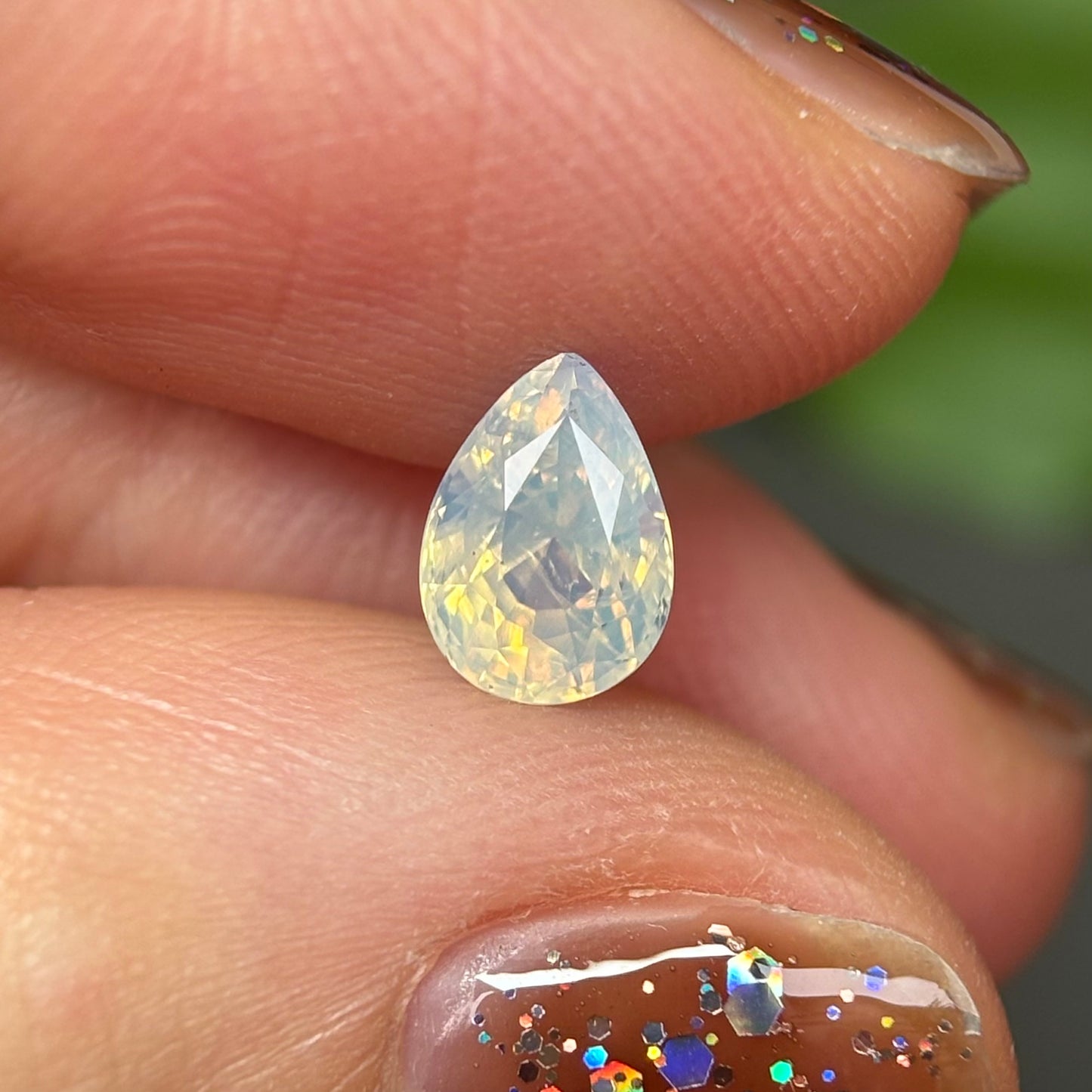 1.06ct Natural White Sapphire Vietnam.