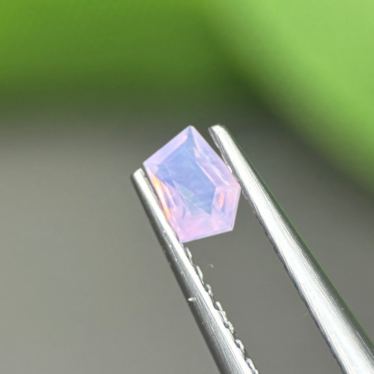 0,24ct Natural Pink Milky Sapphire Vietnam. Freeform. No Treatment Milky Sapphire Luc Yen.