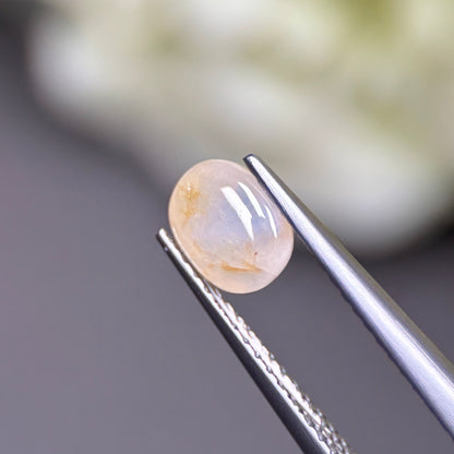 1.26ct Natural Yellowish White Cacbochon Sapphire Viet Nam. No treatment.