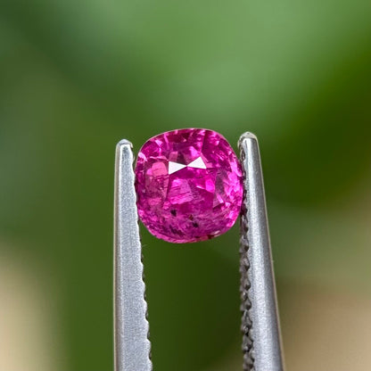 0.80 ct Natural Pink Sapphire Viet Nam. Cushion Shape. No treatment.