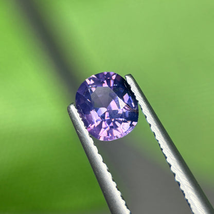 0,89 Natural Purple Sapphire Viet Nam. Cushion Shape. No Treatment Sapphire Luc Yen.