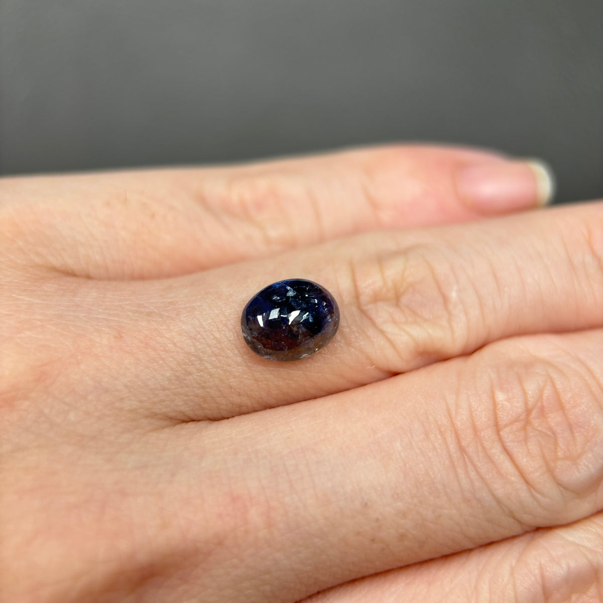 3,2ct Natural Blue Milky Cabochon Sapphire Viet Nam. No Treatment Sapphire Luc Yen.