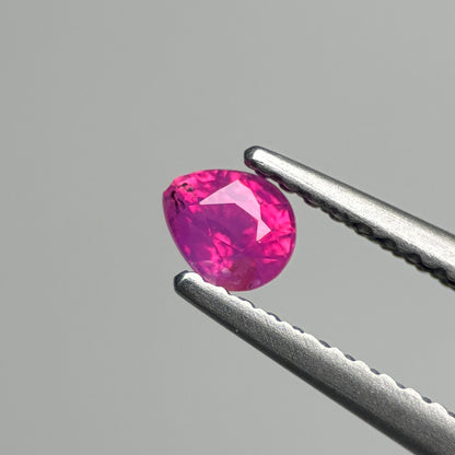 0.33 ct Natural Pink Milky Sapphire Vietnam. Pear Shape.