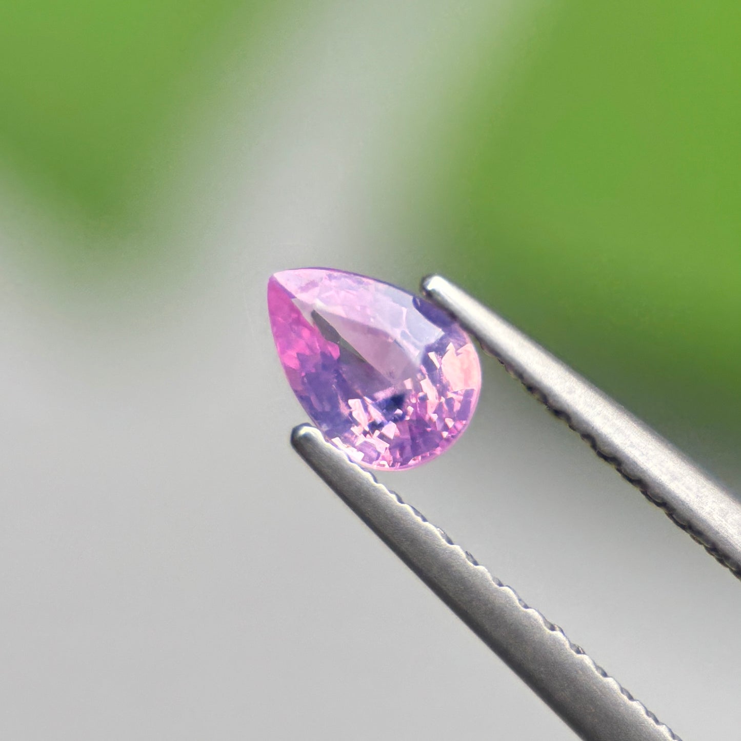 0.60 ct Natural Pink Sapphire Vietnam. Pear Shape.